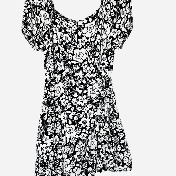 Lily Rose Dresses & Skirts - Women’s dress, Lily Rose, Black and White, Size XL